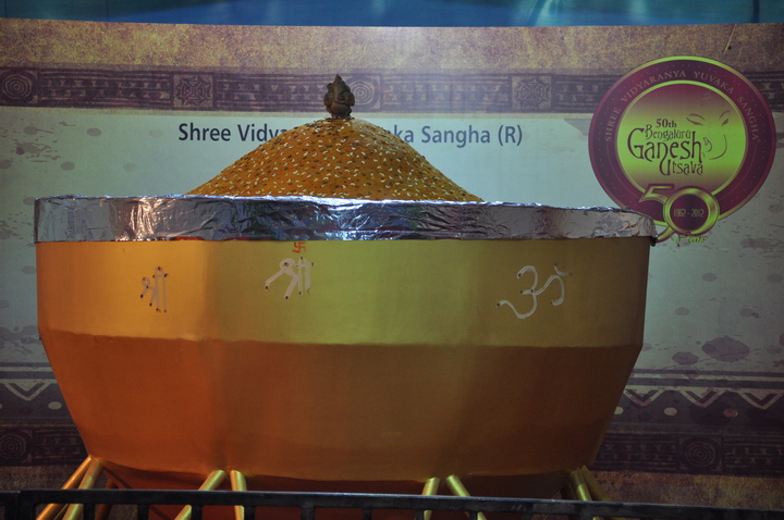 6000 kg Giant Laddu